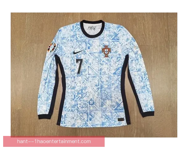 2026世界杯官方首次推出球员更衣室全程直播震撼体验